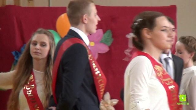 Вальс выпускников. Котлас. Школа 18 Последний звонок 2015 #17 смотреть онлайн