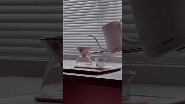 Glass Tea Set with Modern Aesthetics смотреть онлайн
