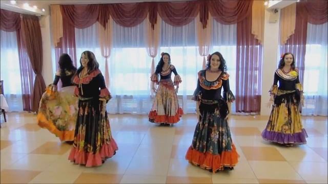 Танец Живота г. Саратов Школа Лодос рук. Наталия Комиссарова смотреть онлайн