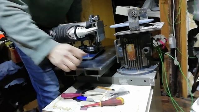 Самодельный станок для заточки коньков. смотреть онлайн