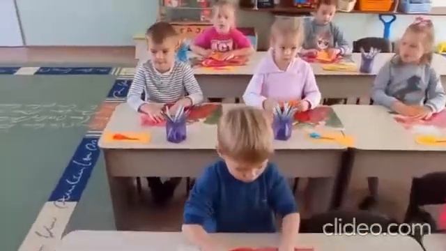 МАСТЕР КЛАСС ПО СОЗДАНИЮ ЛИСИЧКИ В ТЕХНИКЕ ОРИГАМИ. КОМАНДА РАДУГА. смотреть онлайн