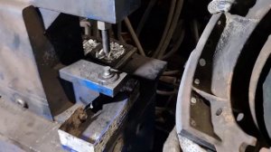 Клепаем тормозные накладки КамАЗ правильно. Все о наклепке от А до Я о ремонте колодок КамАЗ