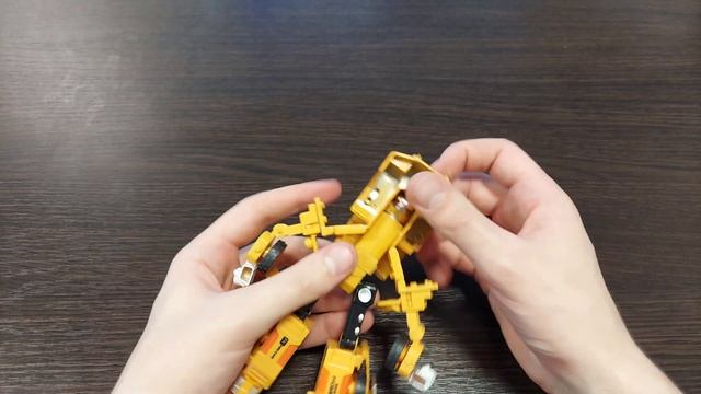 Разборка - сборка BAZUMI / Робот трансформер "Строительный грузовик" (Самосвал) смотреть онлайн