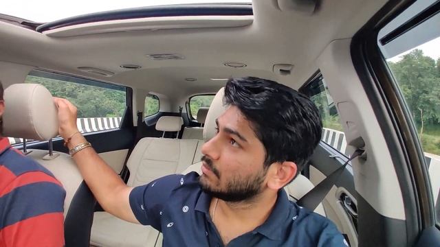 KIA Carens Village Review One Man[Kundan Balse] In Kannada (English Subtitles) смотреть онлайн