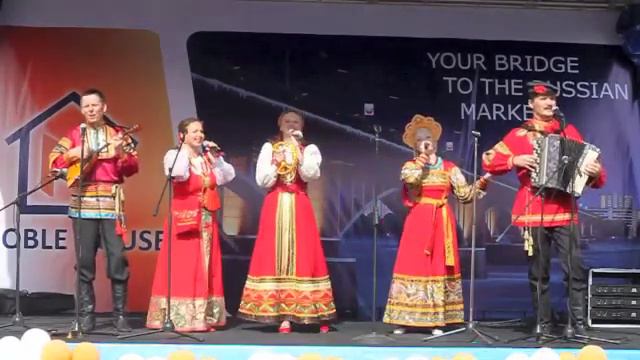 ансамбль Кумушки "Коробочка" смотреть онлайн