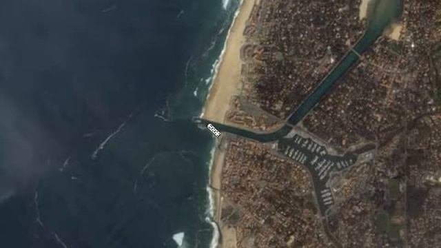 А Земля-то и вправду искусственная ! смотреть онлайн