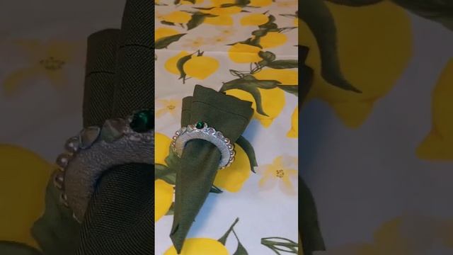 принимаю заказы, сервировочные салфетки, очень много расцветок по вашему желанию смотреть онлайн