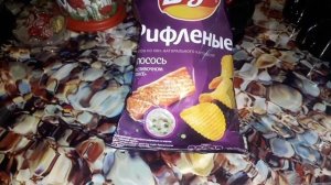 Новинка чипсы Lays рифленые со вкусом лосось сливочном соусе