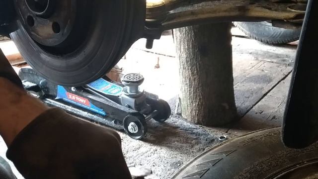 Замена рулевого наконечника своими руками за 10 минут .VW GOLF 4 Bora_ Oktavia