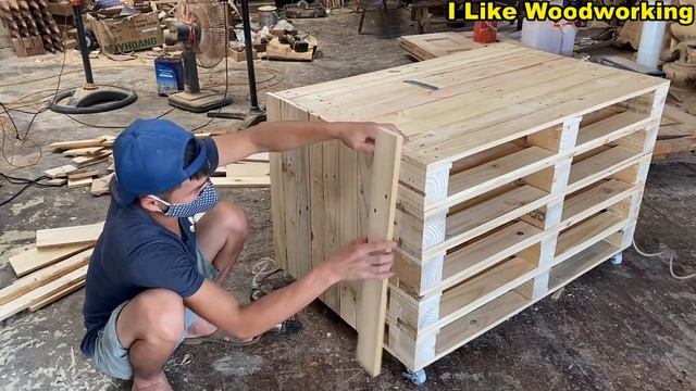 Woodworking Project - How To Easy Build A Table In Combination With Storage Cabinet From Pallet Bar