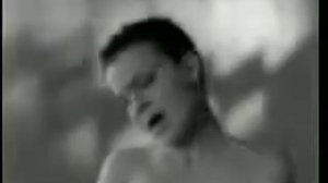 Маша Макарова и "Мегаполис": клип на песню "Где Цветы".