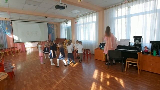 Открытое занятие "Весеннее путешествие в мир музыки" в средней группе. смотреть онлайн