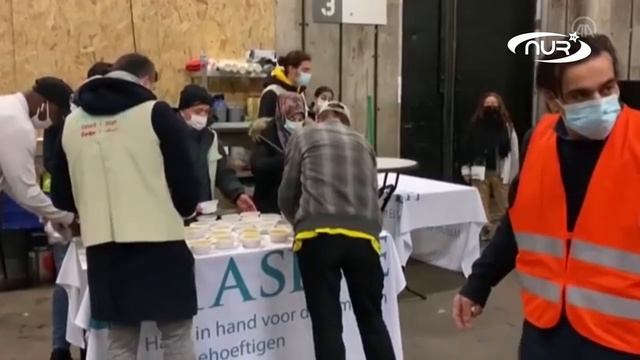 Мусульмане спасают голландцев от голода! смотреть онлайн