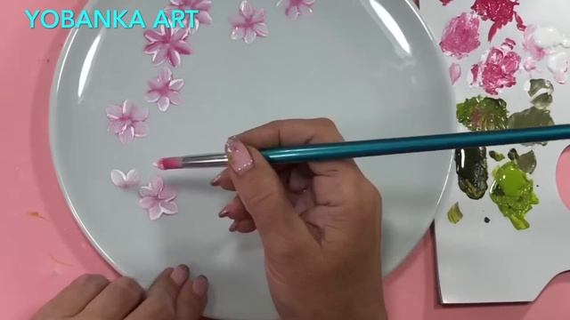 Tus invitados quedarán maravillados   Explosión floral en tus platos