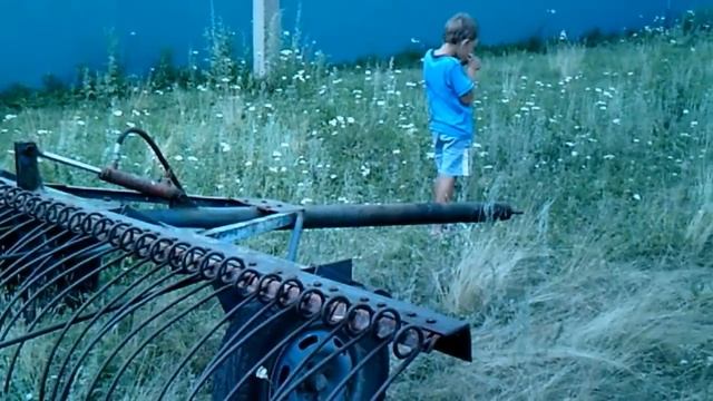 Грабли тракторные, самодельные грабли для трактора смотреть онлайн