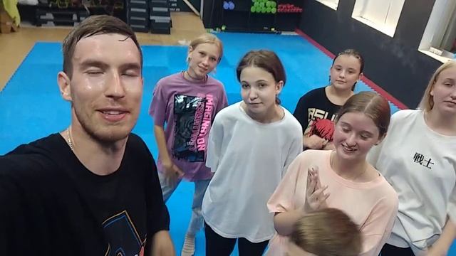 хип хоп школа атом денс в севастополе смотреть онлайн