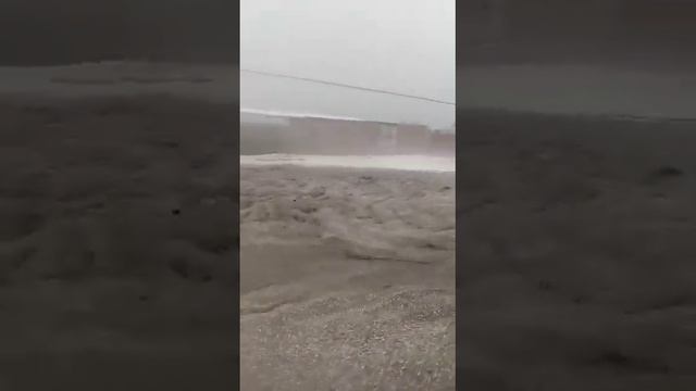 Ливни и Град в Северной Осетии 1го июня 23г. смотреть онлайн