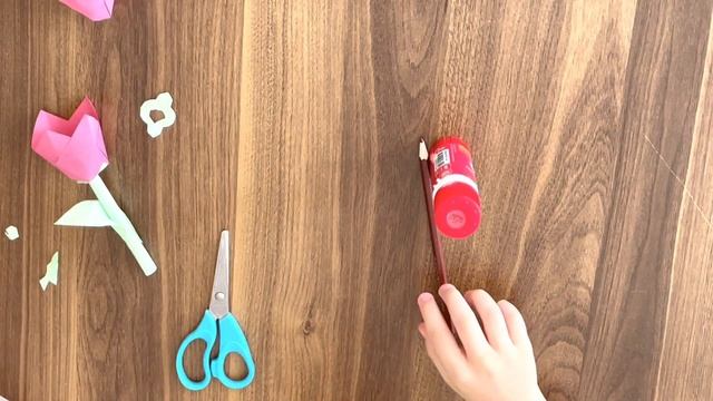 ТЮЛЬПАНЫ ИЗ БУМАГИ своими руками | DIY оригами цветы из бумаги смотреть онлайн