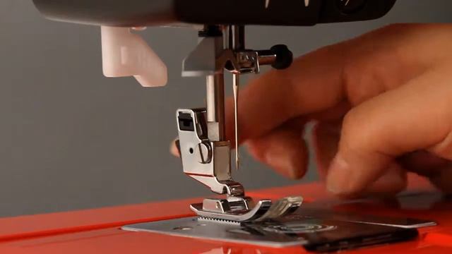 Toyota Oekaki Renaissance - Changing the presser foot смотреть онлайн