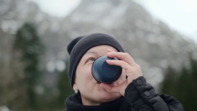 "Чай вы и дома попьете." Свекровь закрыла дверь перед носом невестки и внучки. Причина вас удивит. смотреть онлайн