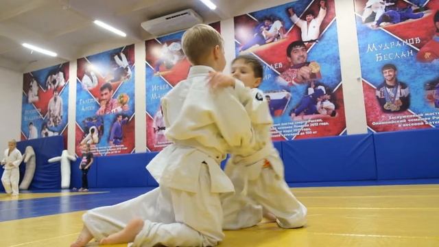 Шевченко Анатолий, спортсмен. Бронзовый призер Паралимпийских игр Токио 2020 смотреть онлайн