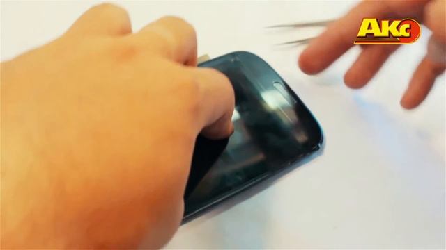 Замена стекла на сенсоре Samsung Galaxy i9300/S3 (Часть 2) смотреть онлайн