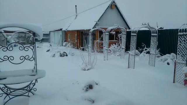 3 мая 2017 г.Спасите!!!!!!Нас засыпает снегом!!!!!!! смотреть онлайн