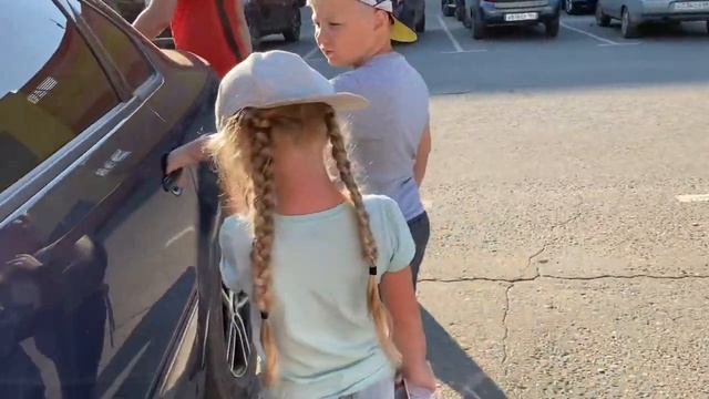 VLOG ? ЗАКУПКА ПРОДУКТОВ / ГОТОВИМ С КСЕНИЕЙ УЖИН смотреть онлайн