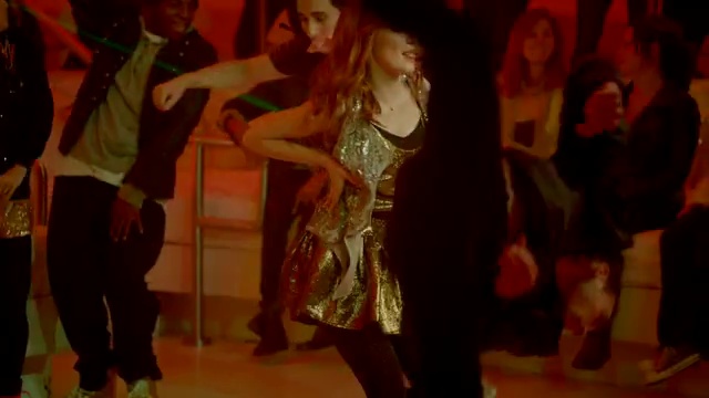 Zendaya - Something To Dance For