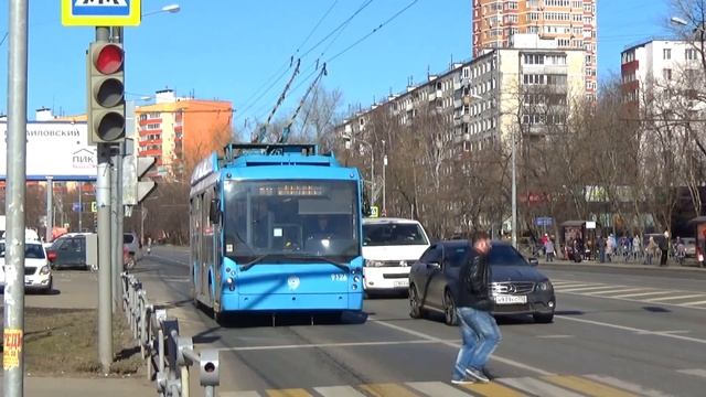Московские троллейбусы МТрЗ-52791 «Садовое Кольцо», Тролза-5265-00 «Мегаполис» и БКМ-321 смотреть онлайн
