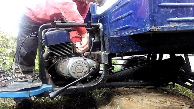 Самодельная прокладка на ЛК, из паронита, мотороллер муравей. смотреть онлайн