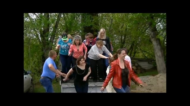 выпускной 9 б класса родители отжигают смотреть онлайн