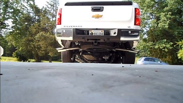 Gibson Exhaust on Chevy Silverado смотреть онлайн