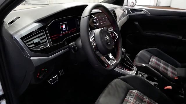 Новый VW Polo Sedan GT смотреть онлайн