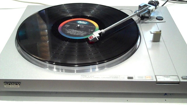 SONY PS-LX-2 Direct Drive Stereo Turntable  Video Demonstration