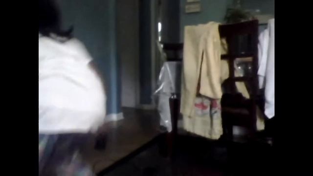 My sister has a heart attack after playing the maze game смотреть онлайн