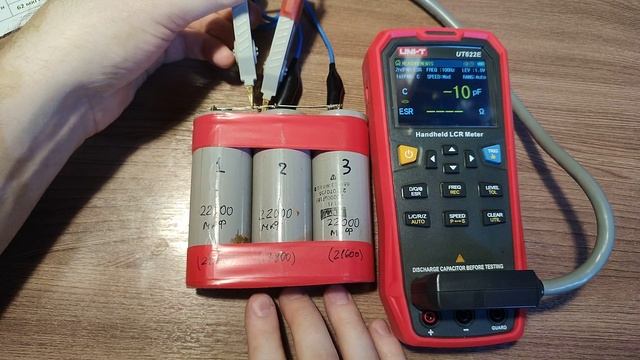 Измерение большой ёмкости прибором UNI-T UT622E смотреть онлайн