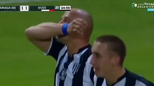 Gol de Renzo Vera para empatar a River Plate [Copa Argentina] Estudiantes (M) VS River Plate смотреть онлайн
