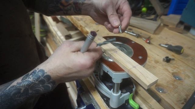 A trick for rounding curved pieces of wood - a tool to add to your Festool router смотреть онлайн