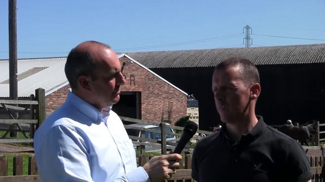 Racing Wolverhampton - Trainer Alan McCabe Interview смотреть онлайн