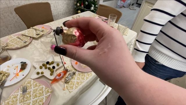 VLOG/ЧТО ПОДАРИЛ МУЖ/1 ЯНВАРЯ смотреть онлайн