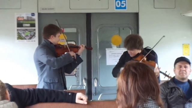 Музыка в электричке...