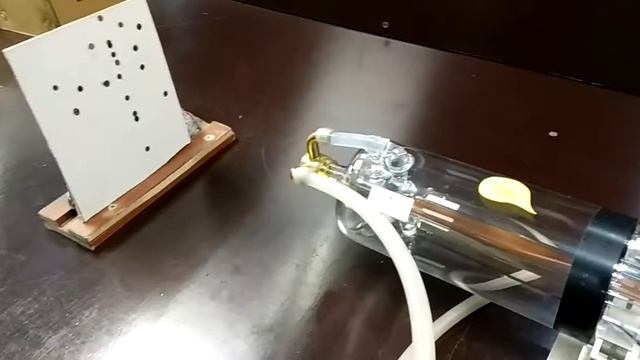 Лазерная трубка CO2 YONGLI R3 80-90 Вт смотреть онлайн