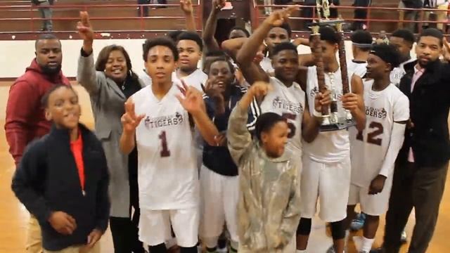 Lizzie Coleman Tigers Win 2015 16 Crosstown Showdown Basketball Classic смотреть онлайн