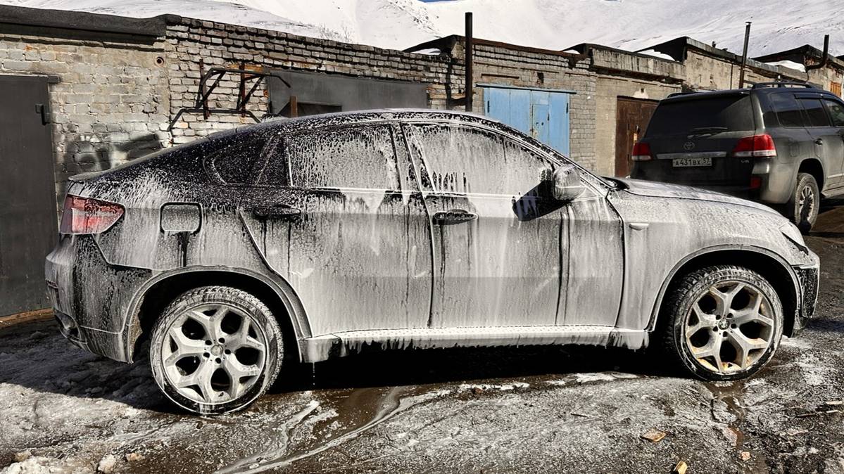 Так умотать надо постараться. BMW Х6. "Надежный" приемистый дизелек. смотреть онлайн