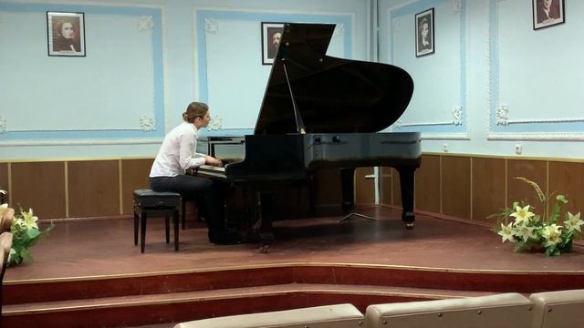 Р. Шуман Цикл п‘єс «Строкаті сторінки» ор. 99 смотреть онлайн