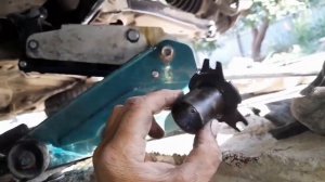 Вот как можно легко и просто заменить  сальник механической КПП.Чтобы не бежало масло.Опель Вектра