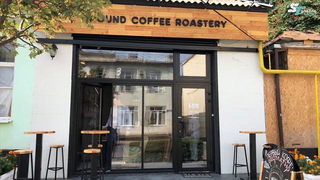 Обновленный фасад и раздвижные окна в кофешопе Ground Coffe Roastery смотреть онлайн