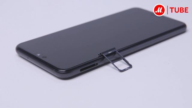 Распаковка смартфона Huawei P20