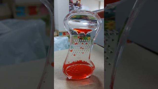 Водяные часы "Капли" смотреть онлайн